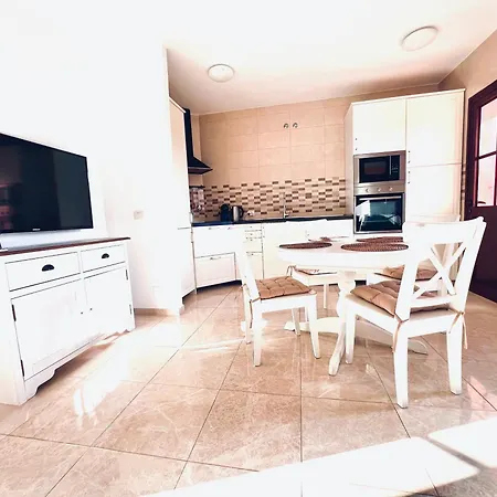 Апартаменты Oasis Of Tranquillity Tenerife *